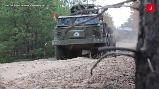 Rusi tvrde da su uništili ukrajinske položaje i skladišta haubica M777