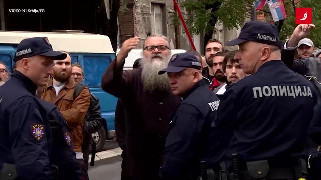 Pravoslavnih monah bocom pogodio snimatelja N1