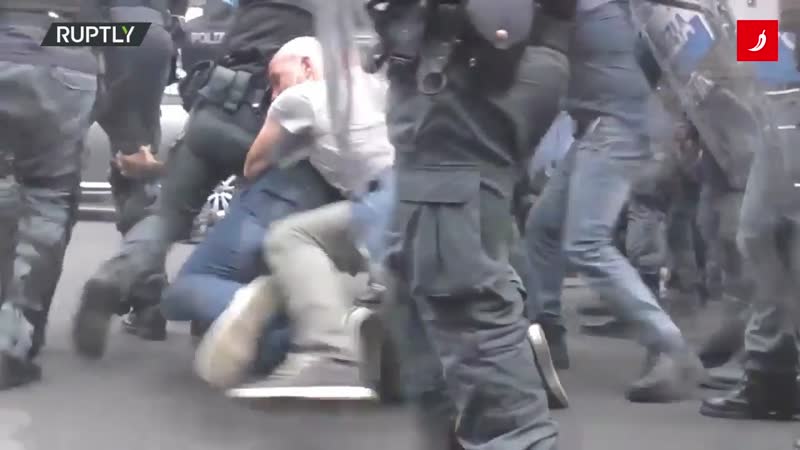 Sukob prosvjednika i policije u Rimu