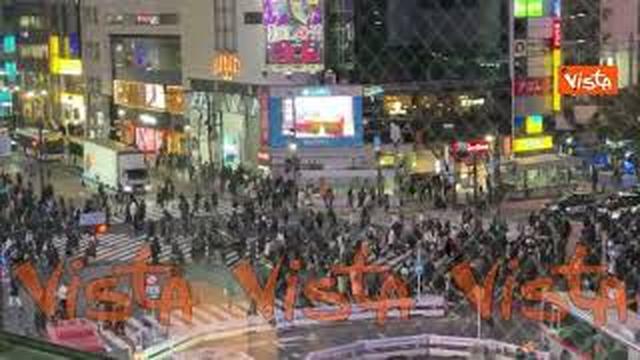 Ecco il celebre incrocio di Shibuya a Tokyo, il più trafficato al mondo, visto dall'alto
